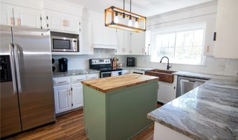 202 Center Pointe Rd, Belton, SC 29627
