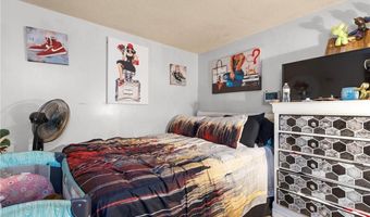 21 Watson St, Central Falls, RI 02863