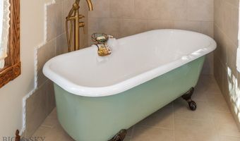 12 Pathfinder Trl, Bozeman, MT 59718