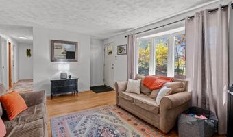 50 Circledale Dr, Cumberland, RI 02864