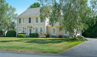 167 Meadow Ln, Middletown, RI 02842