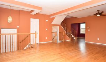 6216 ROUDSBY Ln, Alexandria, VA 22315