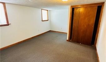 122 Market St, Warren, RI 02885