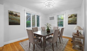32 Rocky Glen Rd, Danbury, CT 06810