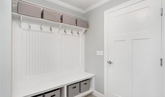 42 E Lantern Rd, Lincoln, RI 02865