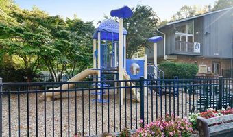 8308 LILLY STONE Dr, Bethesda, MD 20817