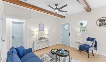 518 First St, Apex, NC 27502