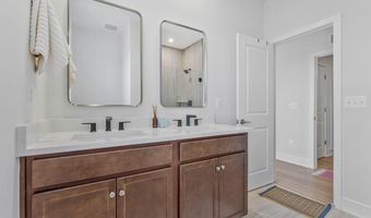 41912 HOGAN FOREST Ter, Aldie, VA 20105