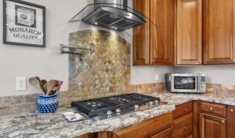 97972 SEA BREEZE Way, Brookings, OR 97415