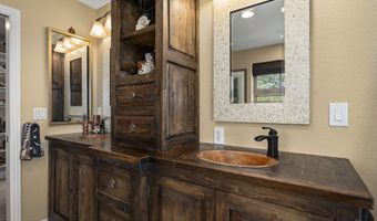 1324 Tamzy Ct, Gardnerville, NV 89410