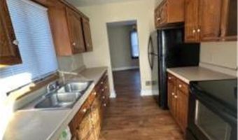 905 9th Ave SW, Austin, MN 55912