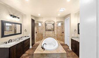 1009 Bluebonnet Ln, Adkins, TX 78101