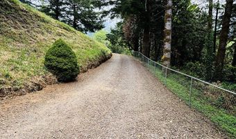 17166 MOUNTAIN Dr, Brookings, OR 97415