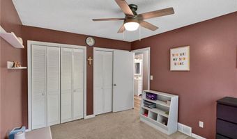 1802 Oak Knoll Dr NE, Alexandria, MN 56308