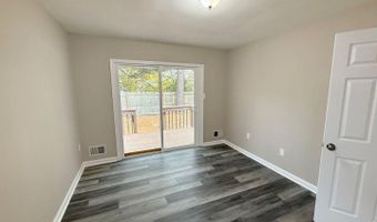 12 A Opal Ct, Barnegat, NJ 08005