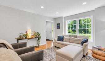 650 Dunn Rd, Coventry, CT 06238