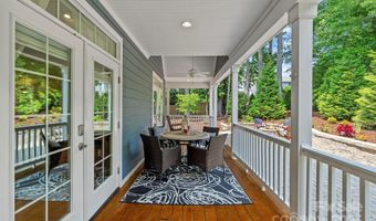 12 Broadmoor Dr, Arden, NC 28704