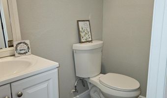 2548 Bryn Mawr Ave, Biloxi, MS 39531