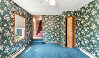217 Narragansett St, Cranston, RI 02905