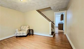 61 Abbotts Crossing Rd, Coventry, RI 02816