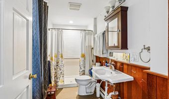 601 6th Ave, Belmar, NJ 07719
