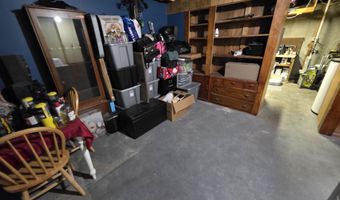 7 Westwood Pkwy, Barre, VT 05641