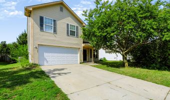 7102 Harness Lakes Dr, Indianapolis, IN 46217