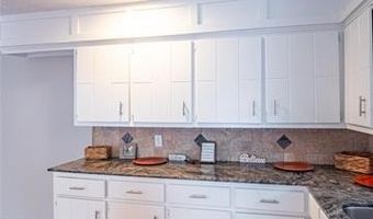 2707 S Brookside Cir, McAlester, OK 74501