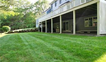 30 Taggart Ct, East Greenwich, RI 02818