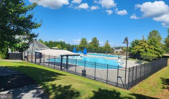 14241 KINGS CROSSING Blvd 108, Boyds, MD 20841