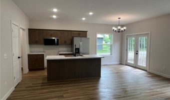 828 Spark Ave, Albert Lea, MN 56007