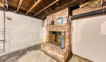 191 Glendale Dr, Bristol, CT 06010