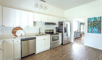 110 14th St, Apalachicola, FL 32320