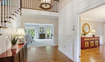 16 Storybrook Ln, Amherst, NH 03031