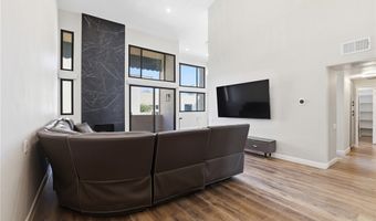 5310 Zelzah Ave 302, Encino, CA 91316