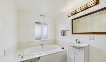 1184 Bayview St, Arcata, CA 95521