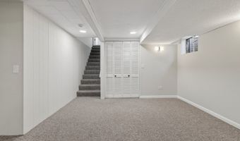 6 W Cypress St, Arlington Heights, IL 60005