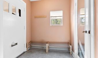 73 Oakwood St, Albany, NY 12208