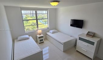 2801 NE 183rd St 714W, Aventura, FL 33160