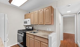 4227 AMERICANA Dr 102, Annandale, VA 22003