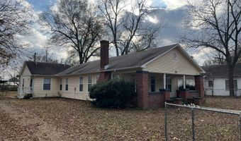 305 NW 3rd St, Antlers, OK 74523