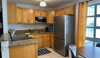 2211 Ala Wai Blvd B802, Honolulu, HI 96815