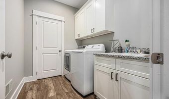 8309 Almont Rd, Almont Twp., MI 48003