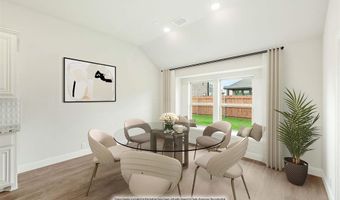 212 Comanche Trl, Alvarado, TX 76009