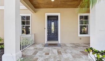 824 ISLEBAY Dr, Apollo Beach, FL 33572