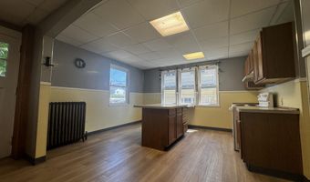 215 French St, Bangor, ME 04401