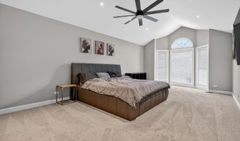 1920 Jester Ln, Algonquin, IL 60102