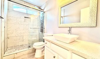 10001 Coral Sands Dr, Las Vegas, NV 89117