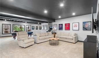 450 Hartville Rd, Atwater, OH 44201