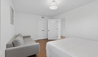 9735 Village Green Dr NE, Albuquerque, NM 87111